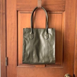 Dark green shoulder bag
